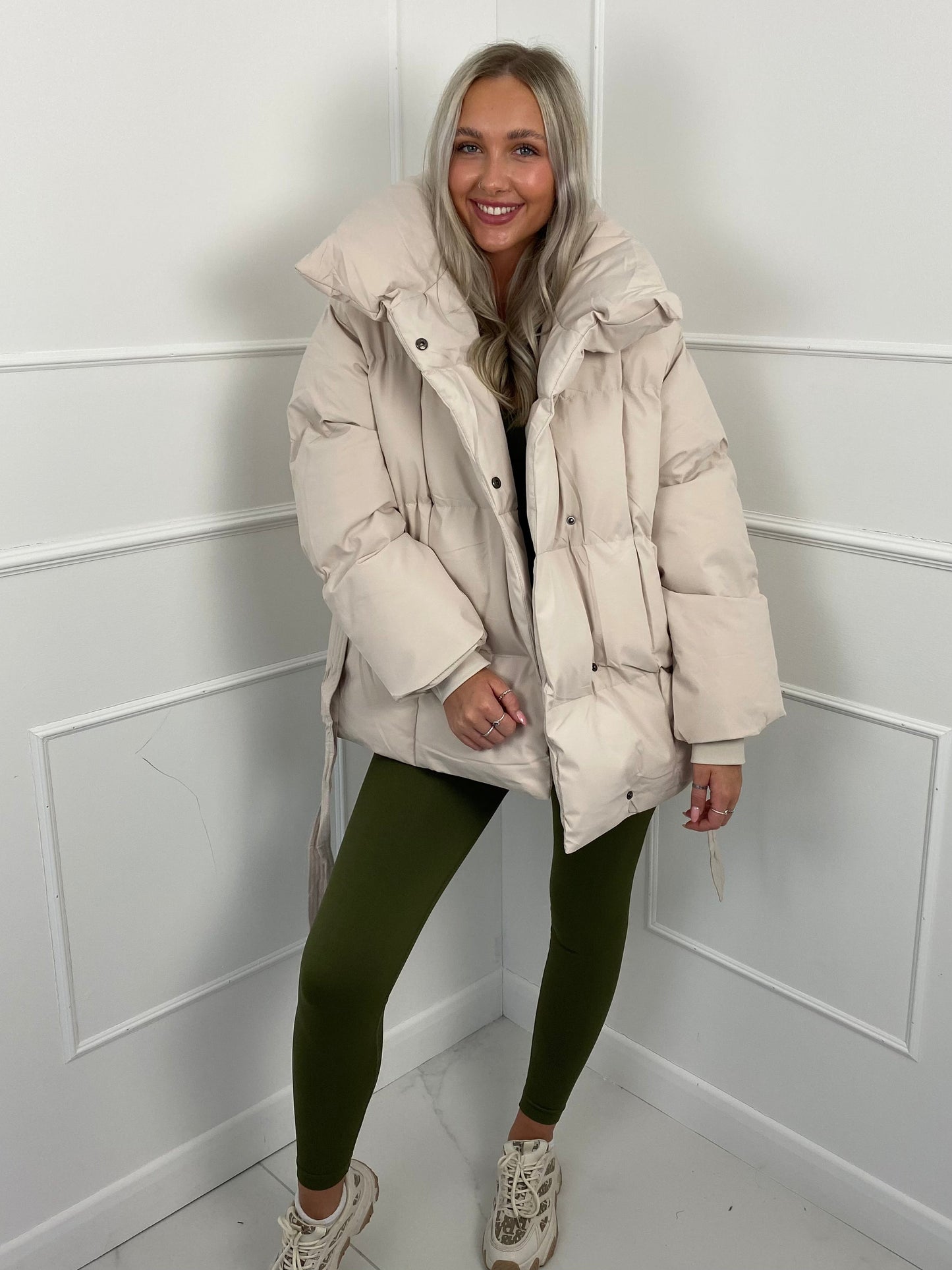 KARLY | Short Belted Pocket Puffer Jacket