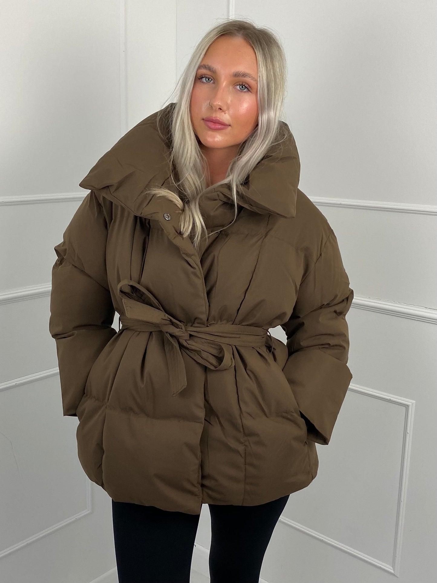 KARLY | Short Belted Pocket Puffer Jacket