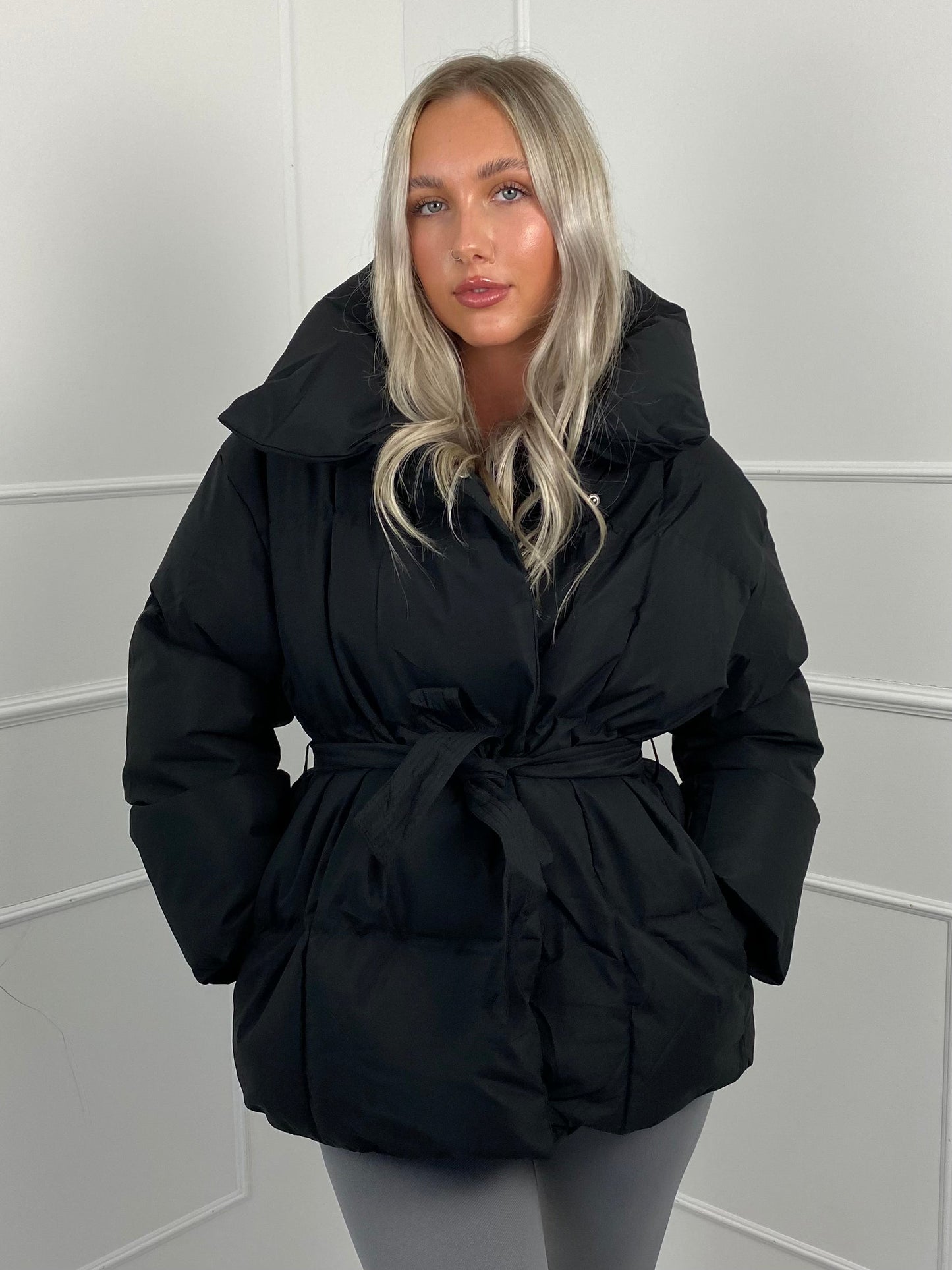 KARLY | Short Belted Pocket Puffer Jacket