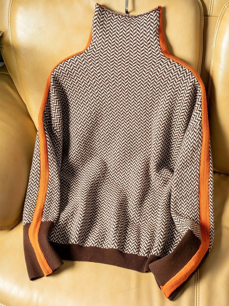 Malou™ | Sweater with high collar and striking contrasting stripes